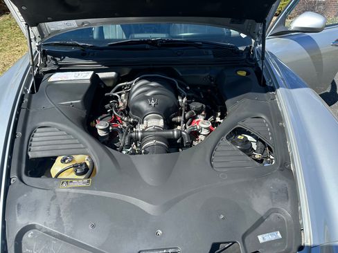 Used 2010 Maserati Quattroporte S image 15