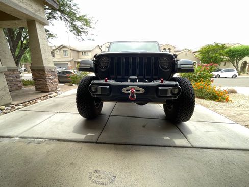 Used 2018 Jeep Wrangler Unlimited Rubicon AWD/4WD image 10