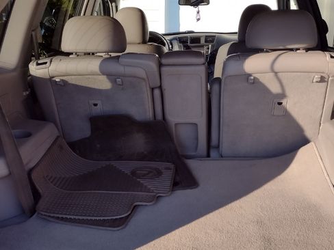 Used 2013 Toyota Highlander Limited image 19