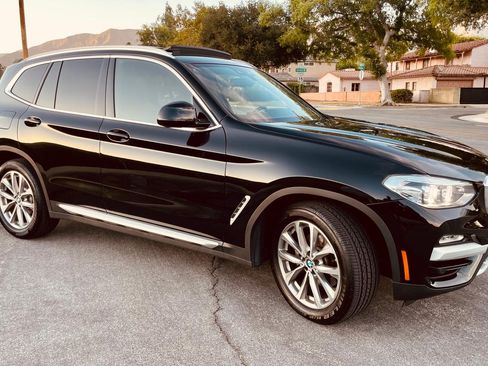 Used 2019 BMW X3 sDrive30i w/ Premium Package image 2