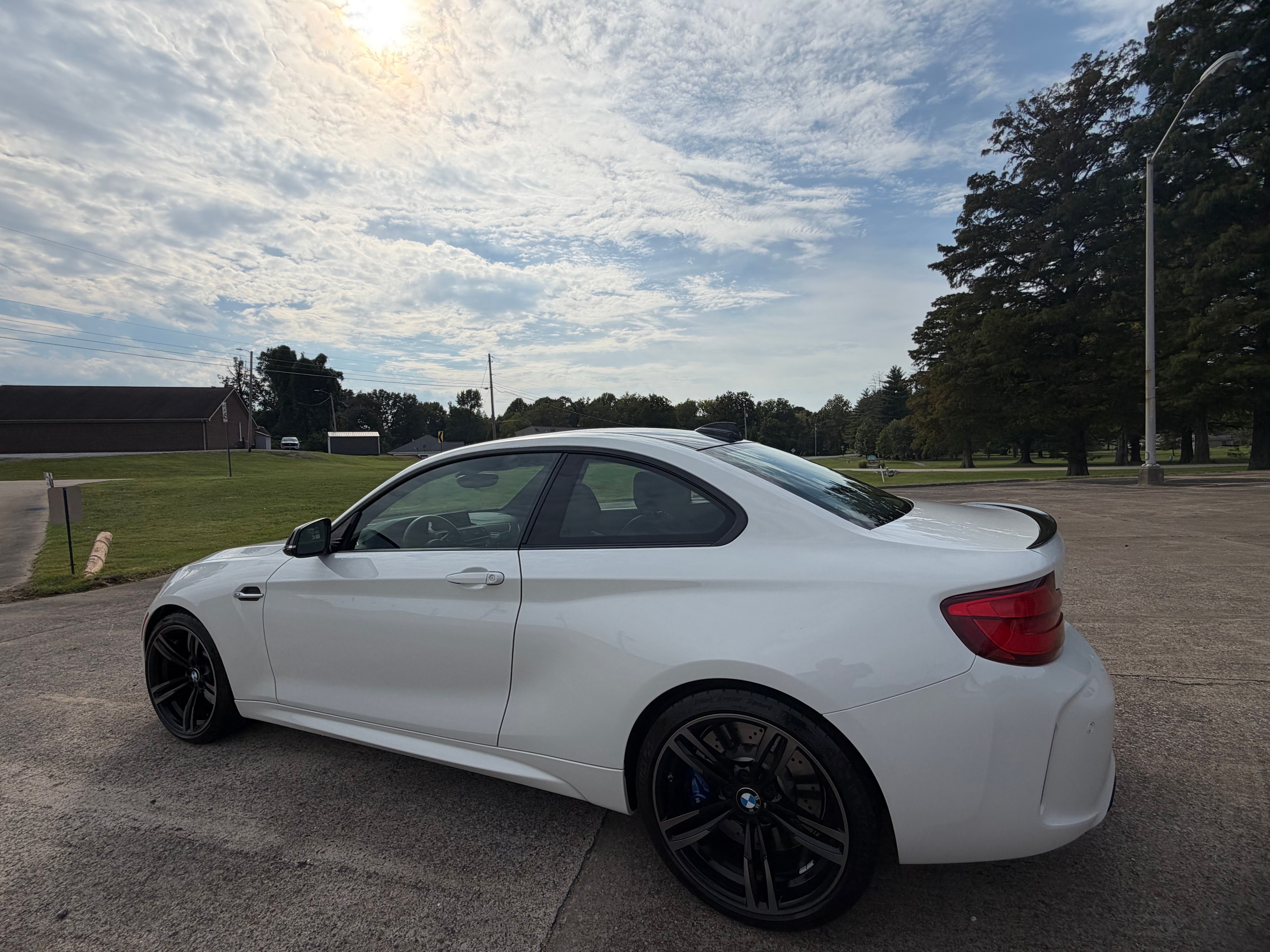 Used 2018 BMW M2 RWD image 15