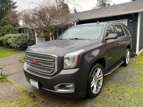 Used 2016 GMC Yukon SLT w/ Open Road Package image 5