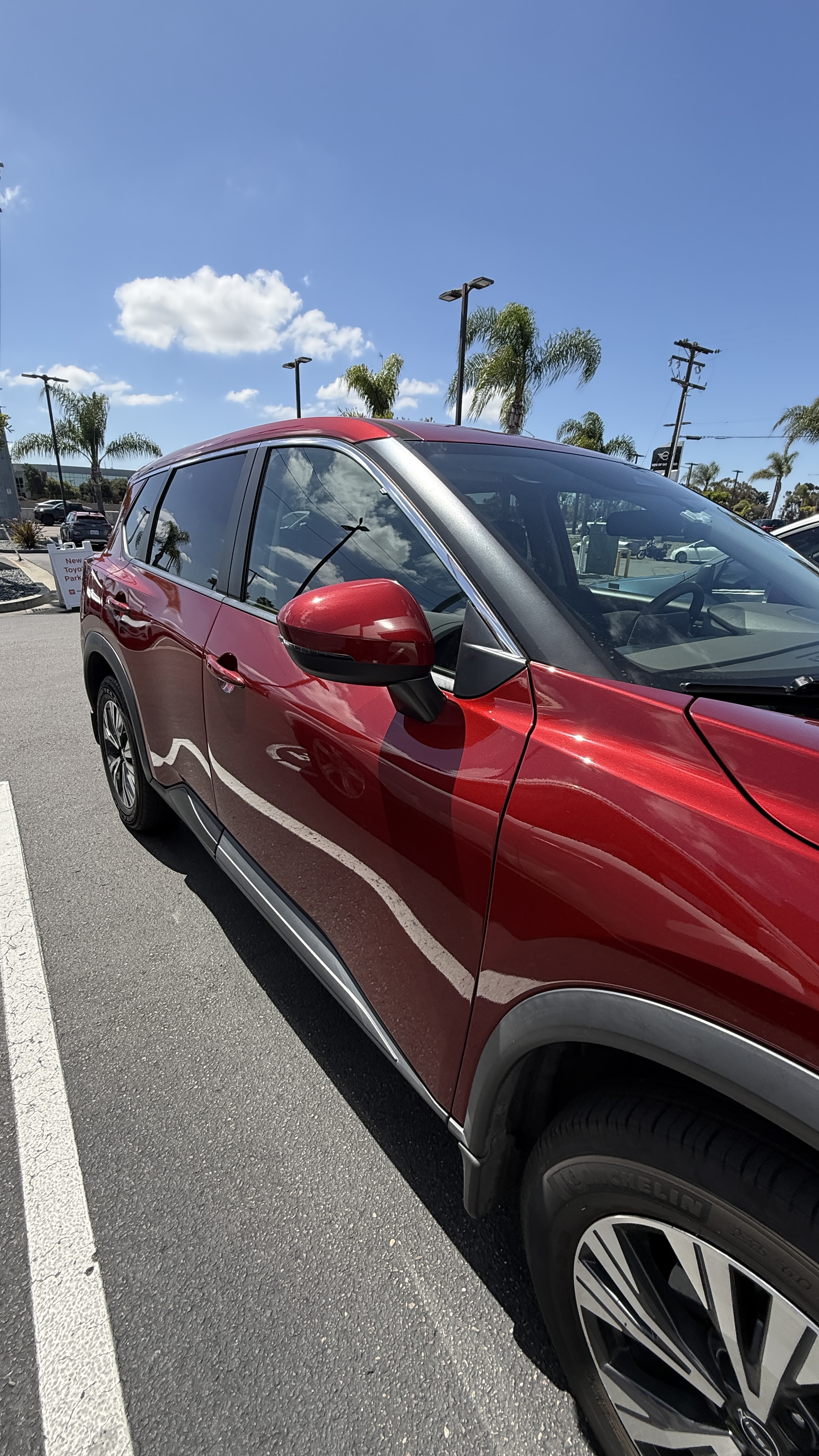 Used 2022 Nissan Rogue SV FWD image 6