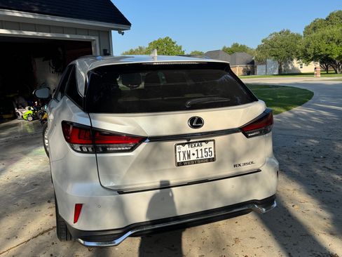 Used 2021 Lexus RX 350L Luxury w/ Accessory Package FWD image 6