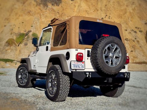 Used 2005 Jeep Wrangler Sport w/ 30" Tire & Wheel Group image 4