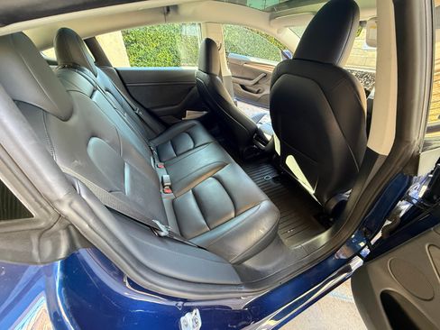 Used 2023 Tesla Model 3 Standard Range RWD image 10