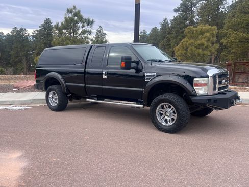 Used 2008 Ford F250 Lariat image 2
