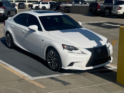 Used 2015 Lexus IS 350 image 1