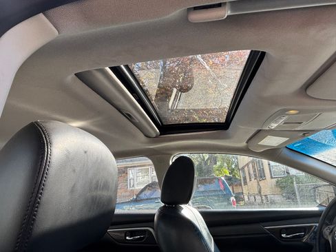 Used 2014 Nissan Altima 2.5 SL w/ Technology Package image 1