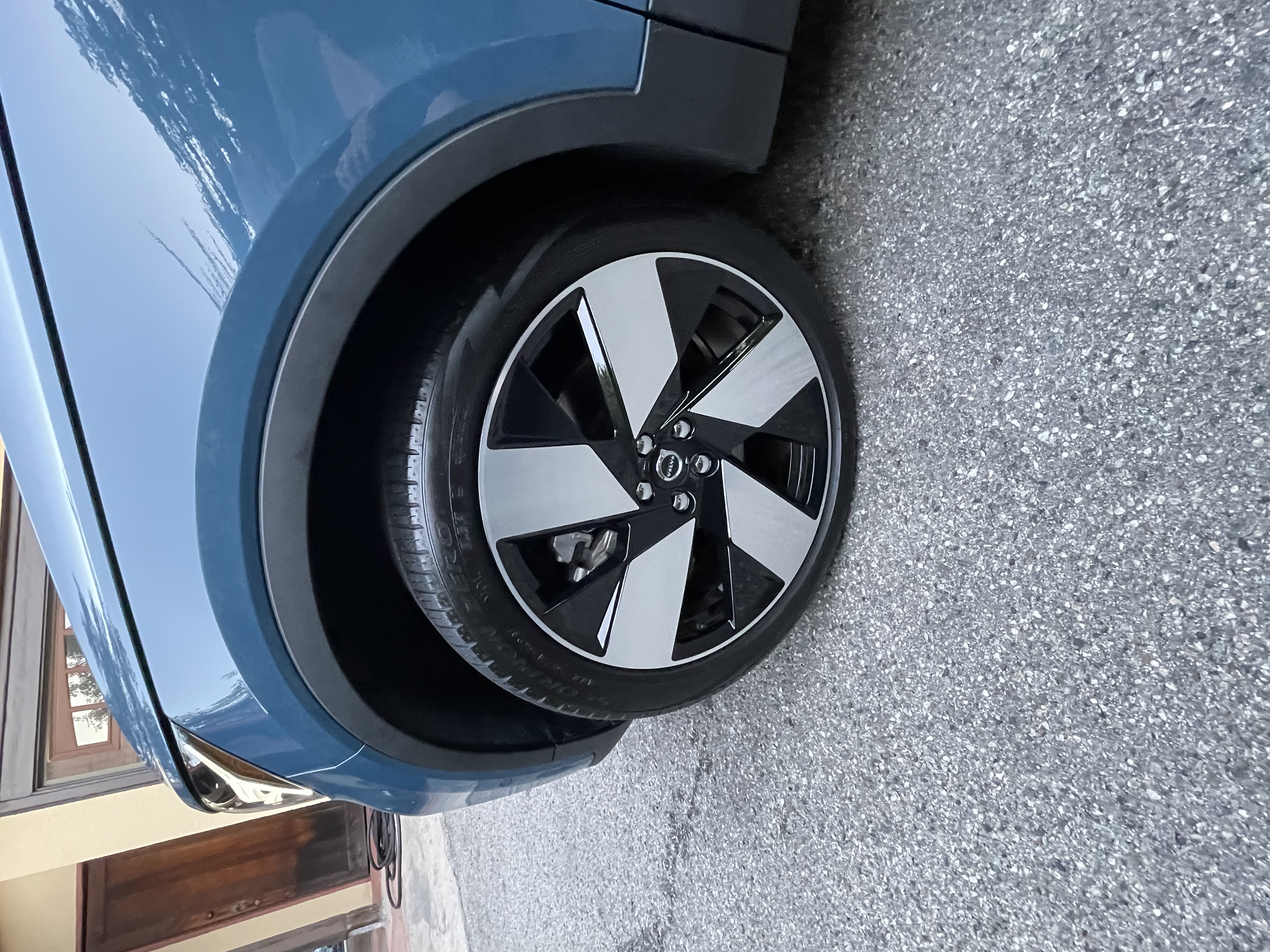 Used 2023 Volvo C40 P8 Recharge Ultimate AWD/4WD image 10