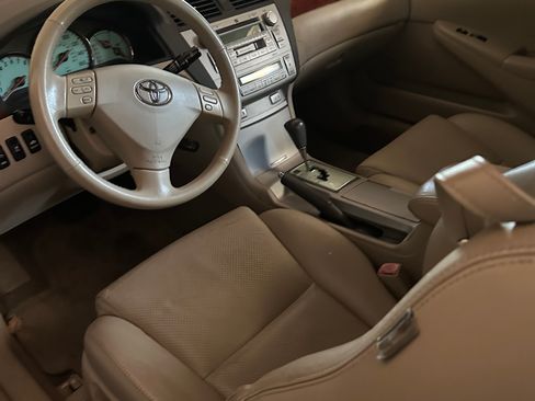 Used 2006 Toyota Solara SLE image 6