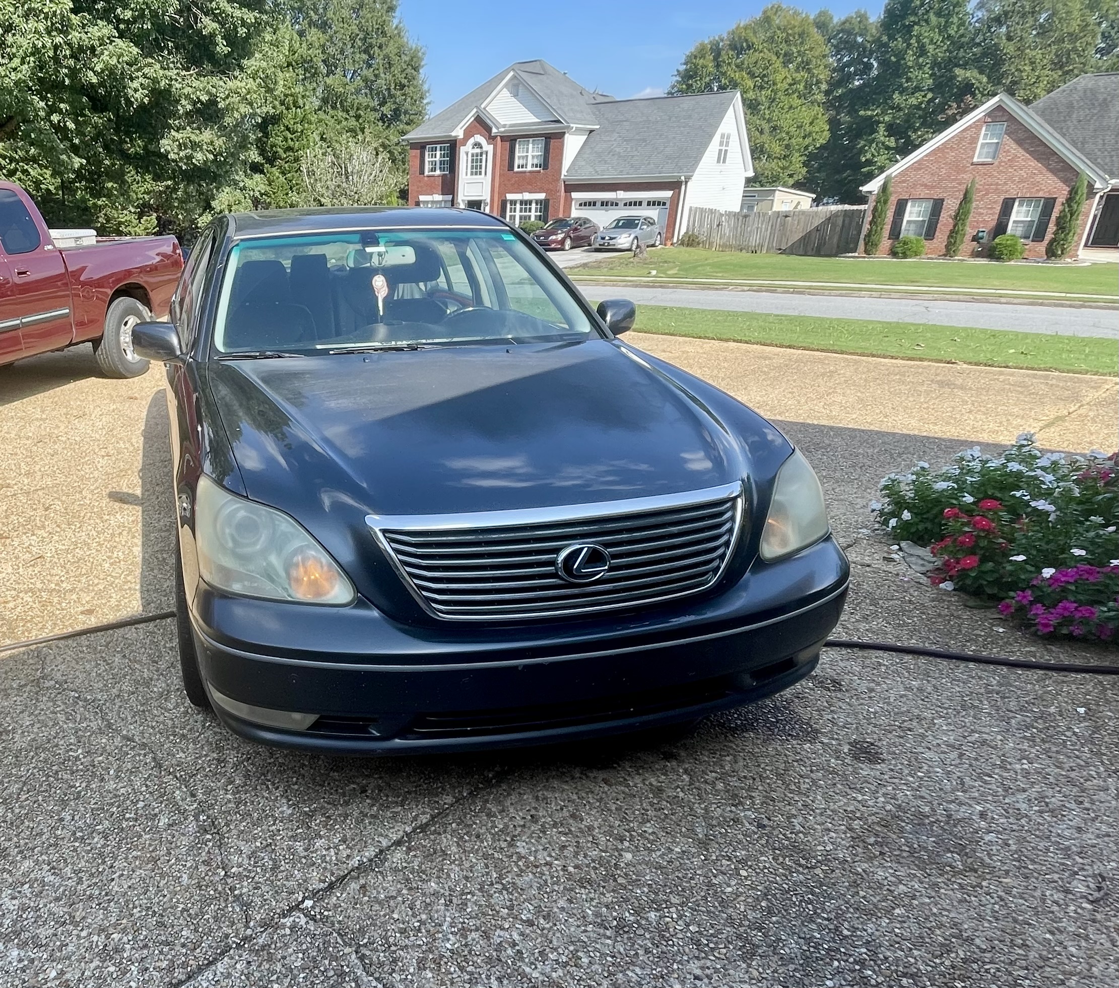 Used 2005 Lexus LS 430 RWD image 5