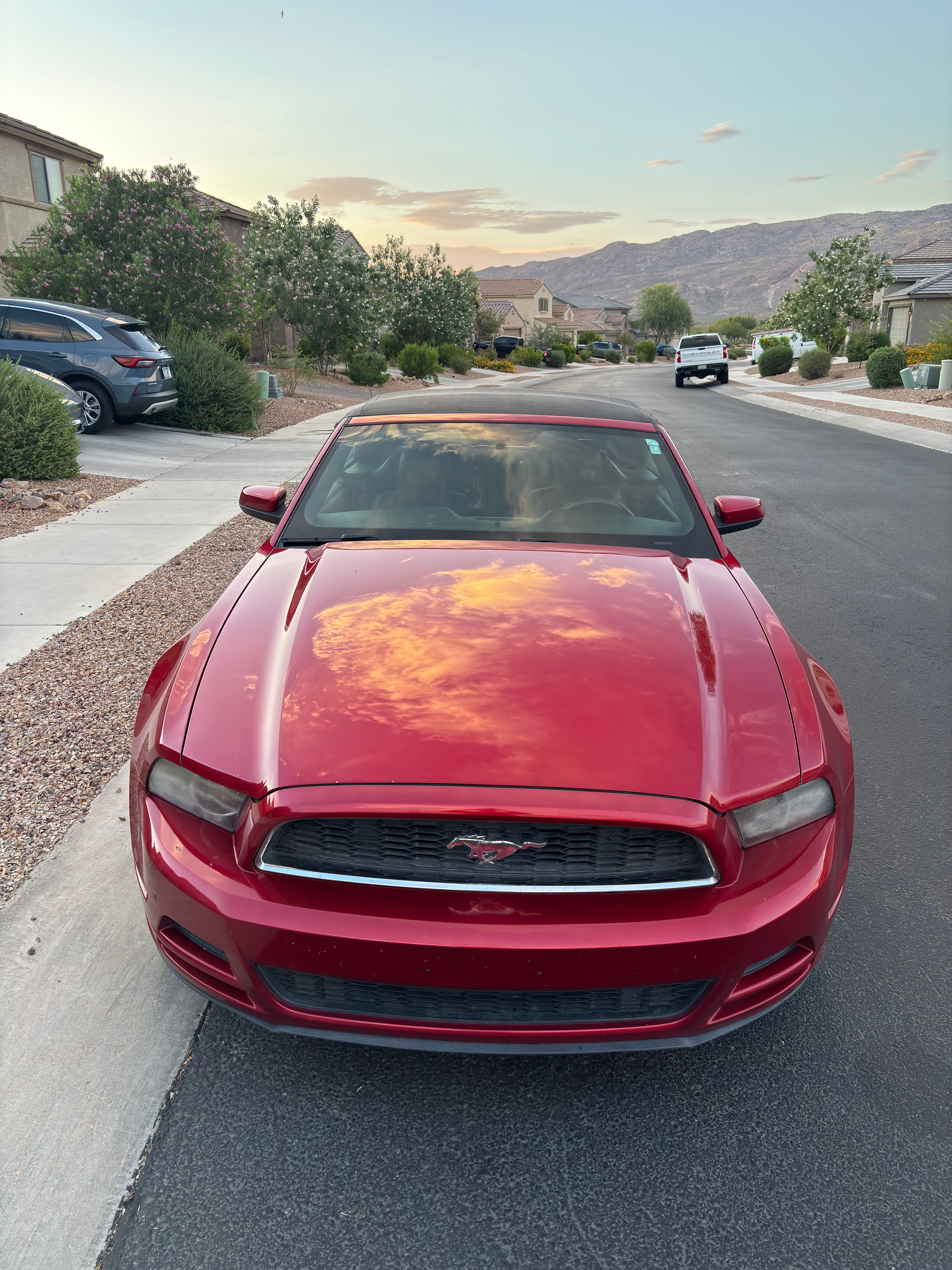 Used 2013 Ford Mustang Premium RWD image 9