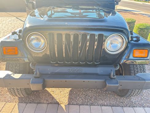 Used 2004 Jeep Wrangler SE w/ Full Face Tire & Wheel Group image 10
