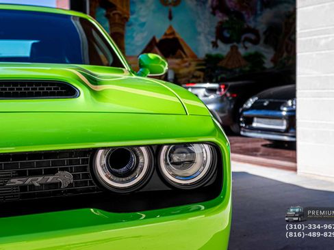 Used 2023 Dodge Challenger SRT Hellcat image 5