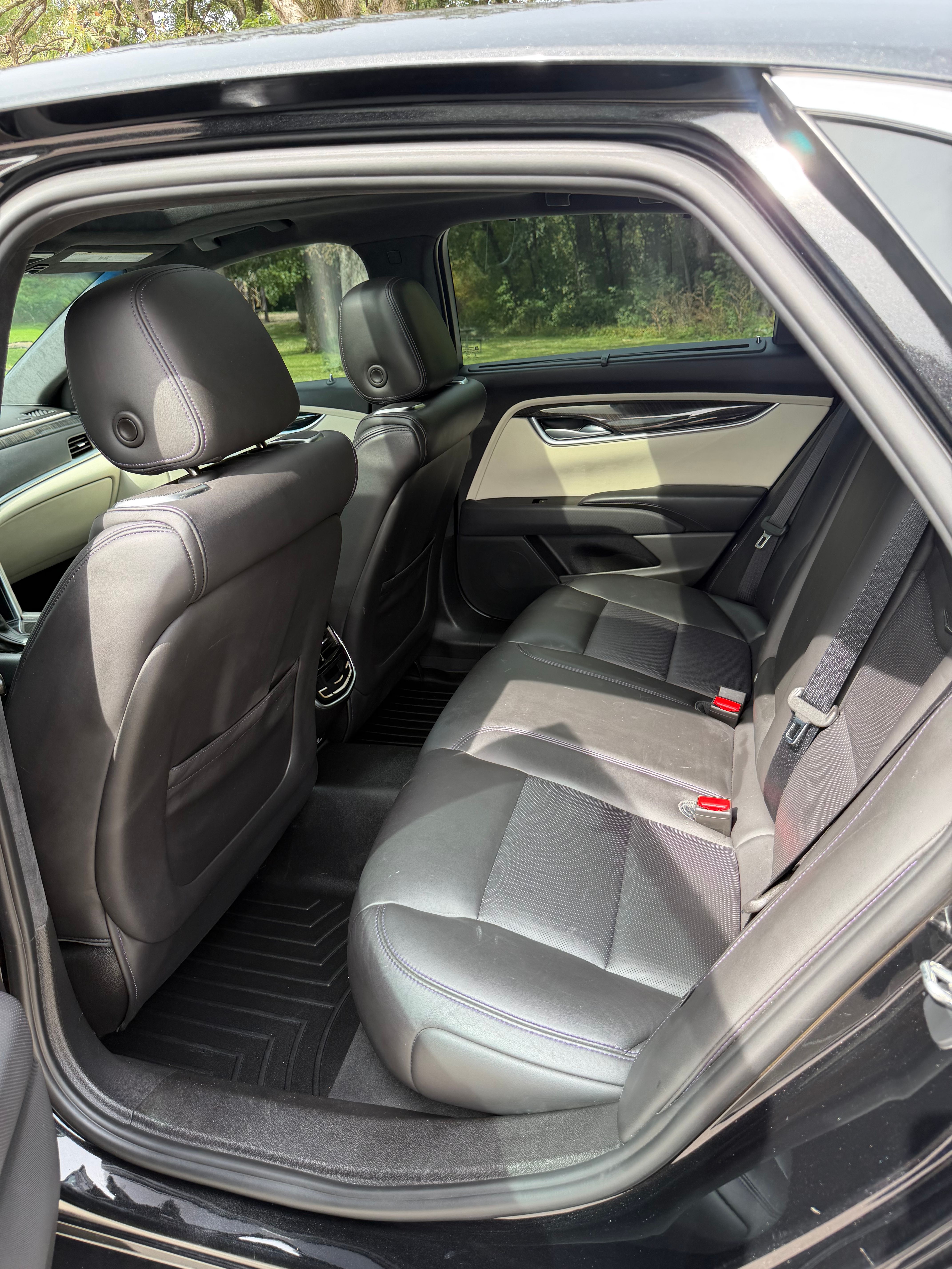 Used 2015 Cadillac XTS Platinum AWD/4WD image 8