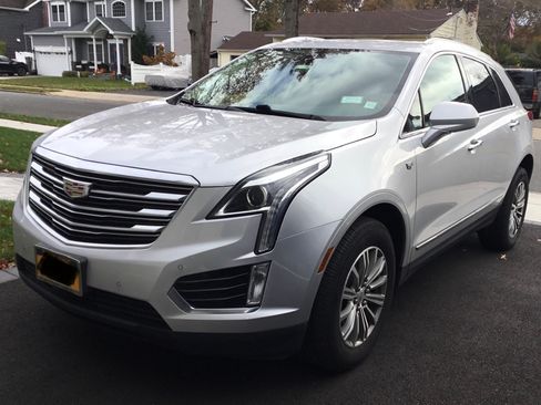 Used 2018 Cadillac XT5 Luxury image 4