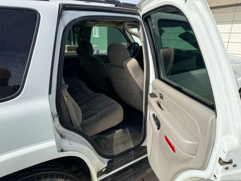 Used 2004 Chevrolet Tahoe LS w/ Preferred Equipment Group image 10