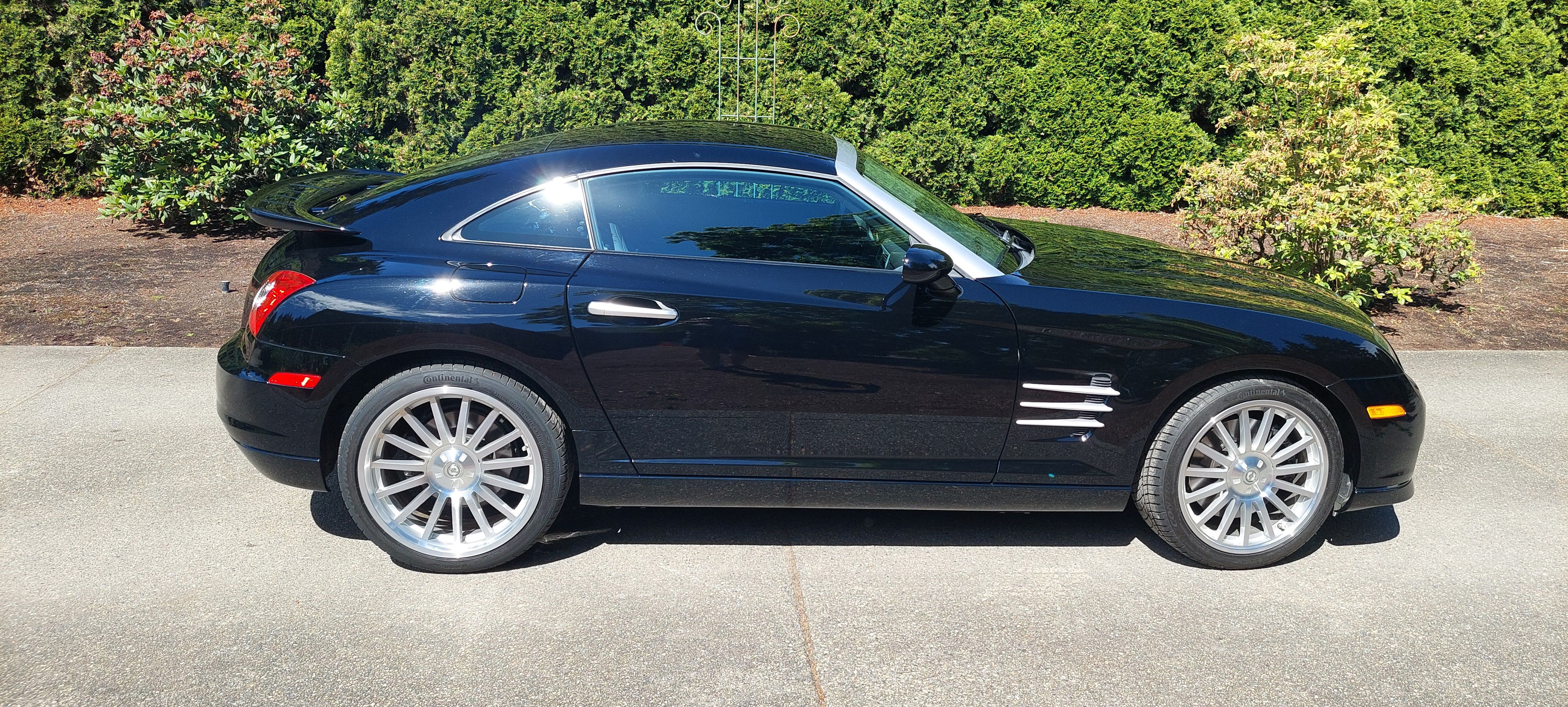 Used 2005 Chrysler Crossfire SRT-6 RWD image 2