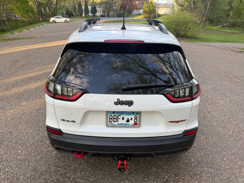 Used 2020 Jeep Cherokee Trailhawk w/ Comfort/Convenience Group AWD/4WD image 13