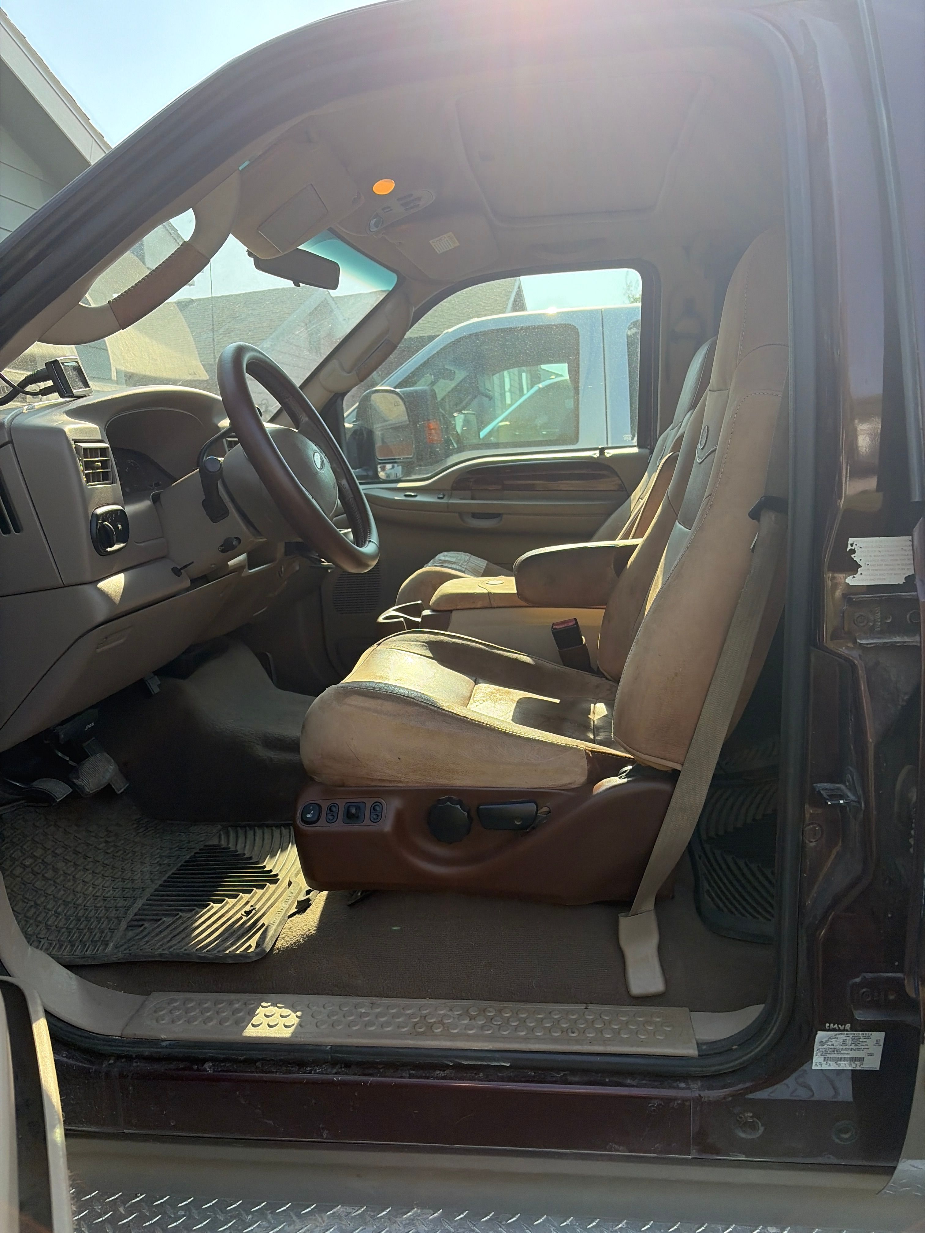 Used 2003 Ford F250 King Ranch AWD/4WD image 4