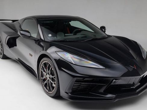 Used 2023 Chevrolet Corvette Stingray Convertible 2D w/ Z51 Performance Package image 4