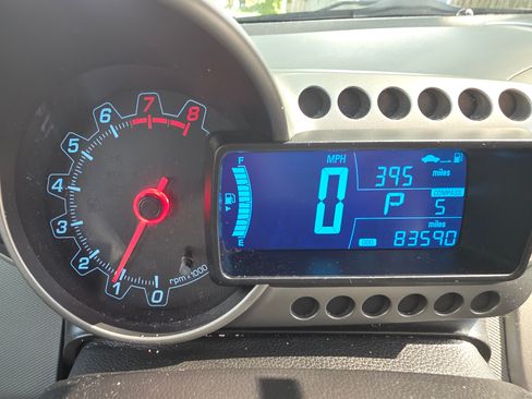 Used 2014 Chevrolet Sonic LT FWD image 4