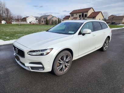 Used 2018 Volvo V90 T6 Cross Country w/ Convenience Package