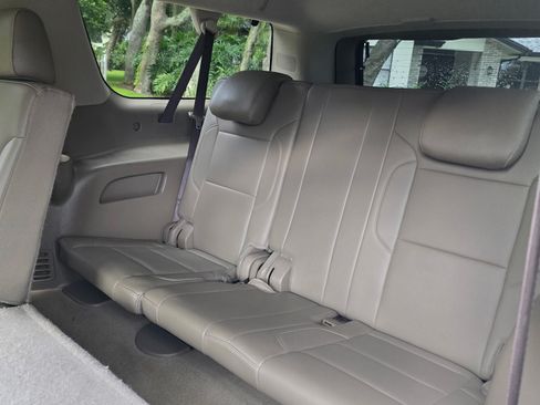 Used 2018 GMC Yukon XL SLT RWD image 8