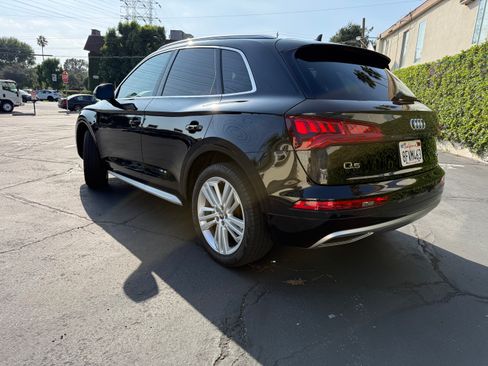 Used 2018 Audi Q5 2.0T Premium Plus w/ Premium Plus Package AWD/4WD image 10