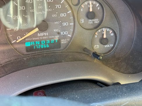 Used 1998 Chevrolet S10 Pickup LS w/ Preferred Equipment Group image 16