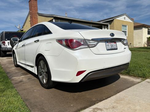 Used 2015 Hyundai Sonata Limited w/ Option Group 02 image 11