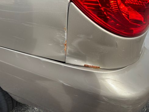 Used 2007 Toyota Corolla LE image 5