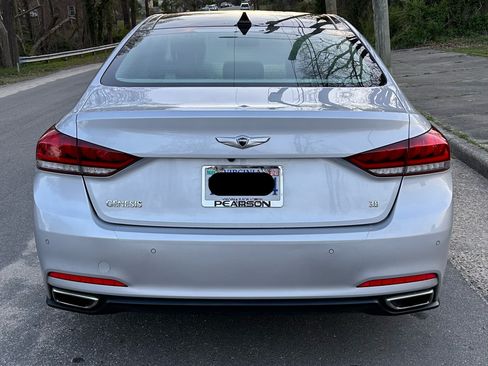 Used 2015 Hyundai Genesis 3.8 w/ Option Group 03 image 18