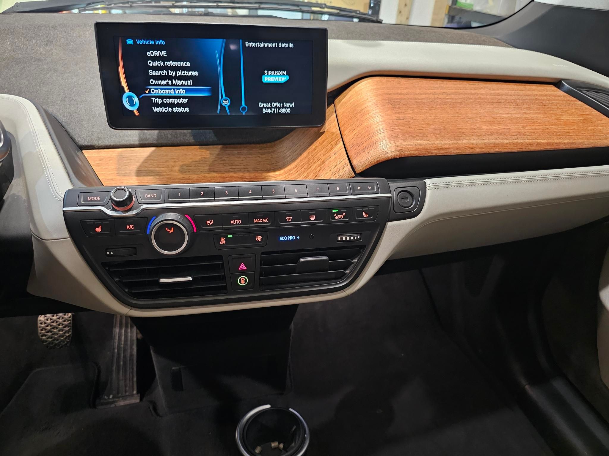 Used 2015 BMW i3 w/ Range Extender RWD image 12