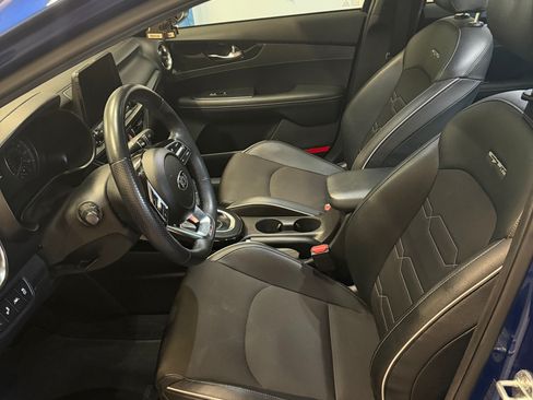 Used 2021 Kia Forte GT-Line w/ GT-Line Premium Package FWD image 9