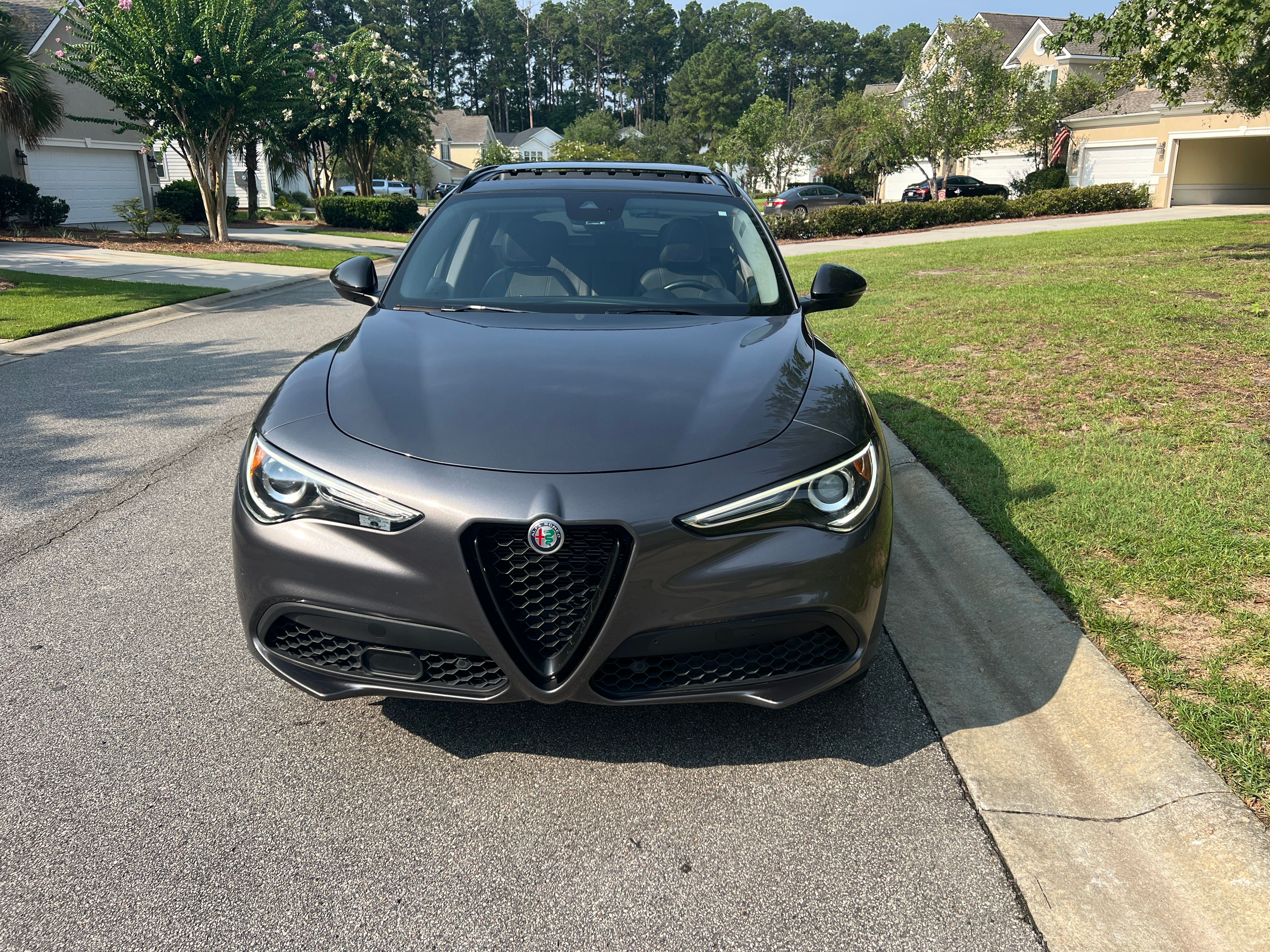 Used 2020 Alfa Romeo Stelvio Ti AWD/4WD image 5