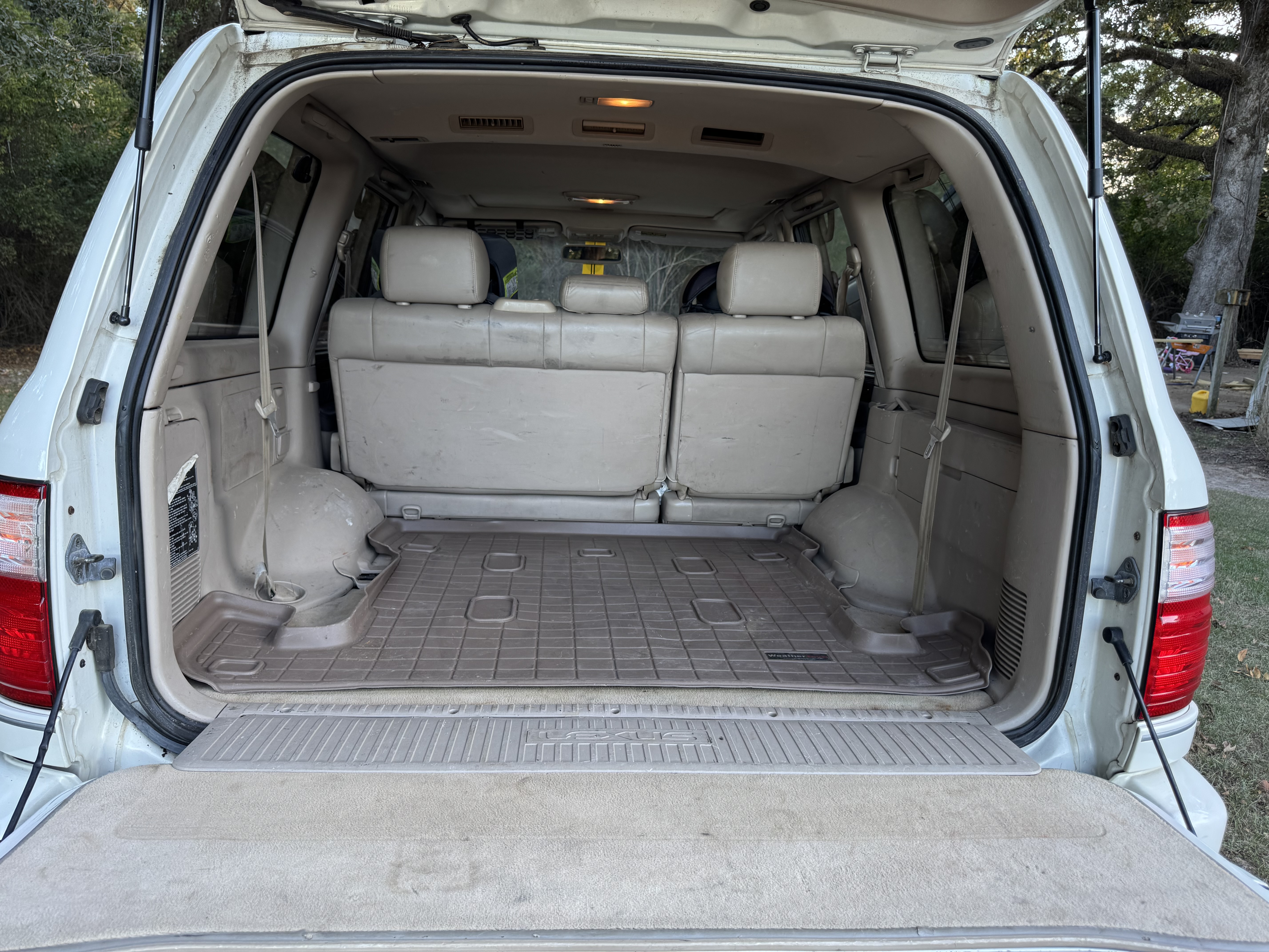 Used 2001 Lexus LX 470 4WD image 6