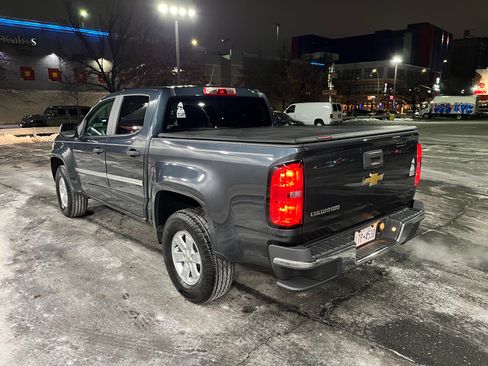 Used 2019 Chevrolet Colorado W/T w/ WT Convenience Package image 4