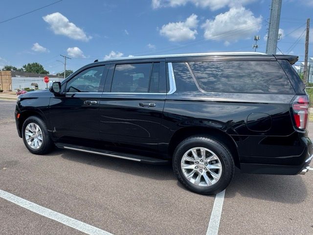 Used 2021 Chevrolet Suburban Premier RWD image 6