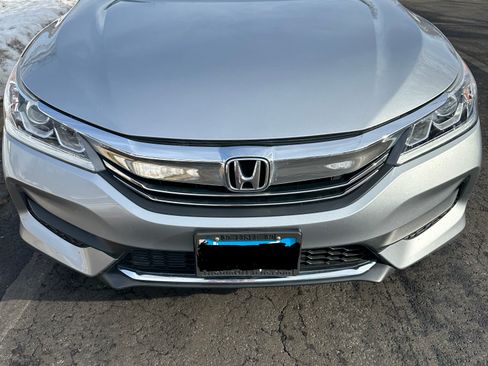 Used 2017 Honda Accord LX image 2