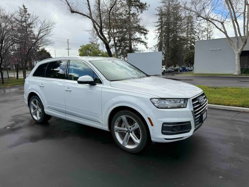 Used 2019 Audi Q7 3.0T Prestige image 13