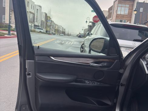 Used 2015 BMW X5 xDrive35i image 8