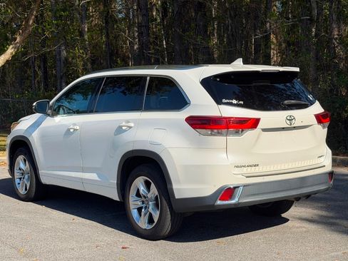 Used 2018 Toyota Highlander Limited image 8
