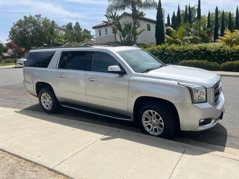Used 2016 GMC Yukon XL SLT w/ Open Road Package image 6