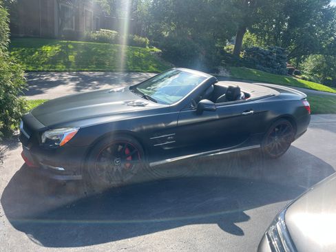 Used 2016 Mercedes-Benz SL 550 image 1