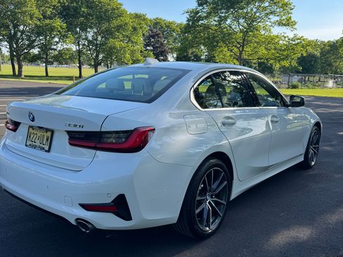 Used 2019 BMW 330i xDrive Sedan w/ Convenience Package AWD/4WD image 9