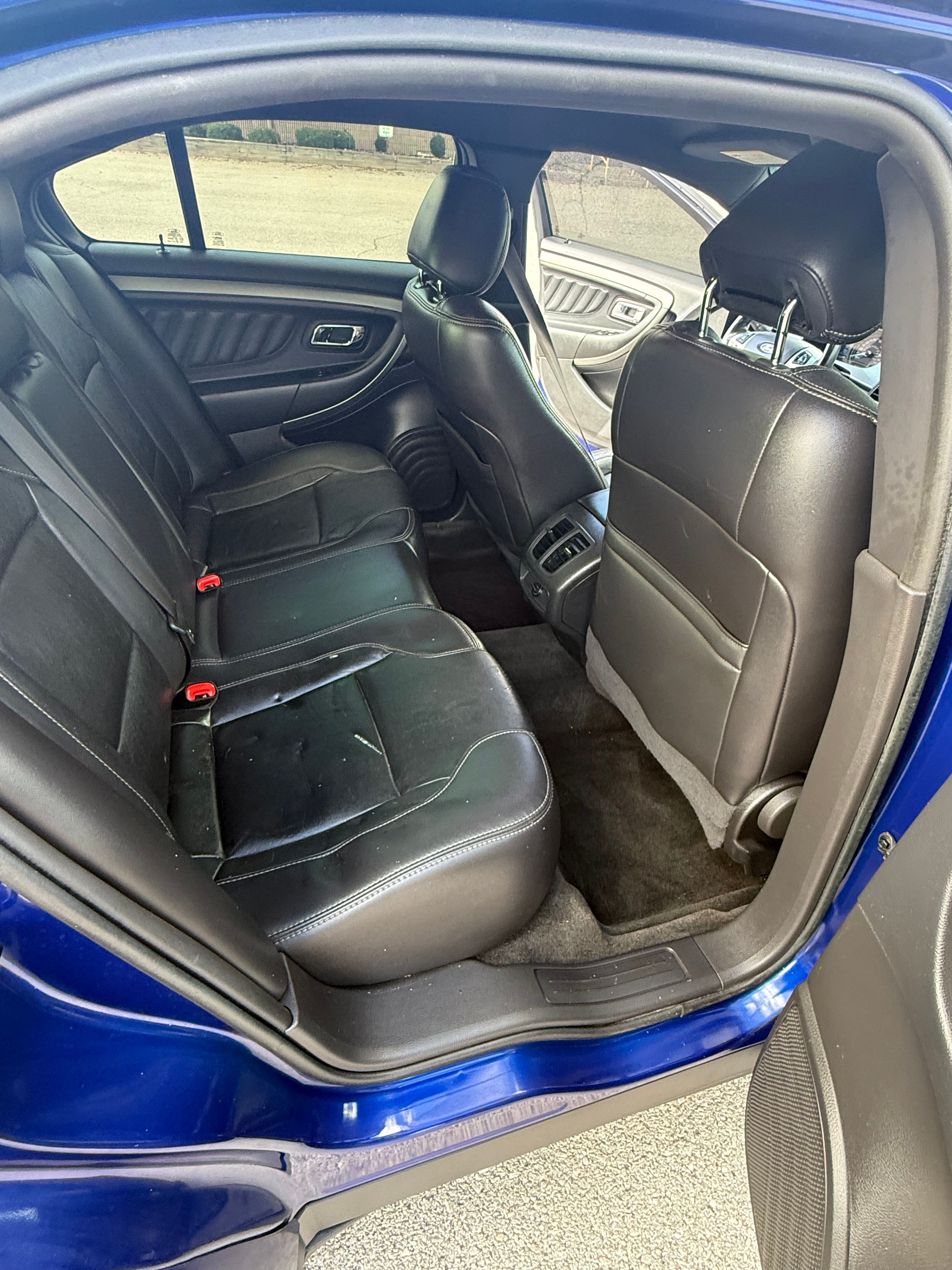 Used 2014 Ford Taurus SEL w/ Equipment Group 201A FWD image 10