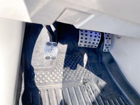 Used 2010 Lexus RX 350 AWD image 14