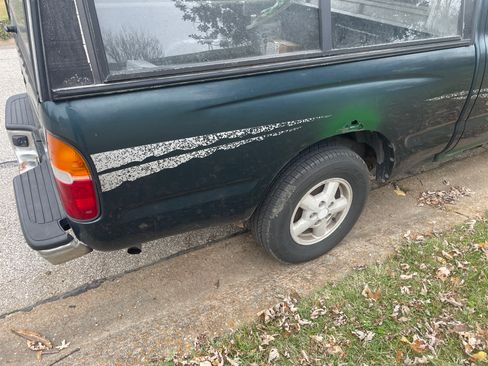 Used 1996 Toyota Tacoma 2WD Regular Cab image 8